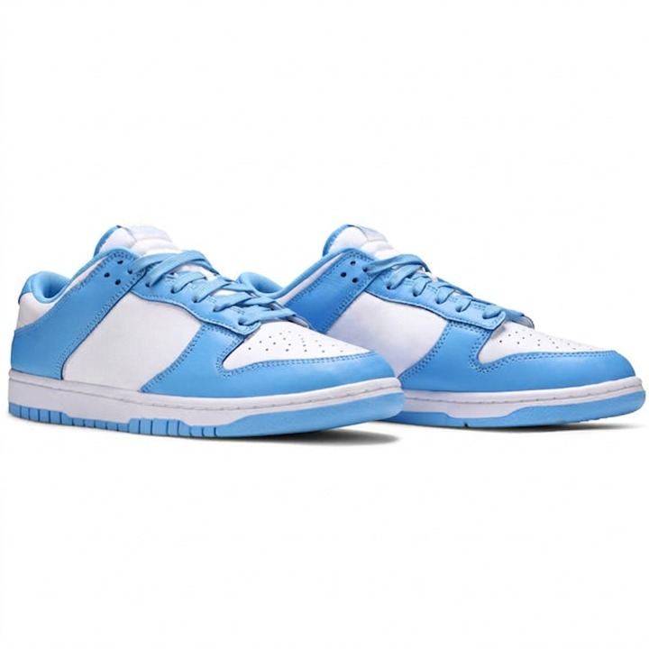 Dunk Low UNC